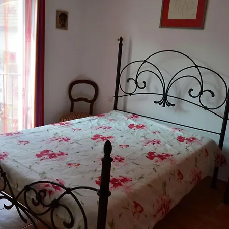 Villa 4 Pieces- Sur Ar000-021